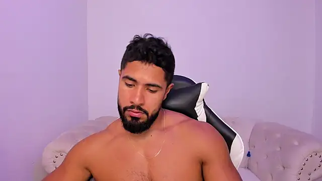 Santiago huntt online show from 03-05-26, 08:49