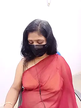 Snapshot of Lucky-Deepthi chatting on 03-03-25, 02:39 Lucky-Deepthi online show from 03-03-25, 02:39