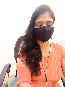 Lucky-Deepthi online show from 04-10-26, 12:06