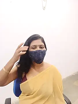 Snapshot of Lucky-Deepthi chatting on 02-28-25, 10:28 Lucky-Deepthi online show from 02-28-25, 10:28