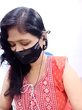 Snapshot of Lucky-Deepthi chatting on 03-16-25, 12:45 Lucky-Deepthi online show from 03-16-25, 12:45