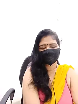 Lucky-Deepthi online show from 04-19-26, 01:06