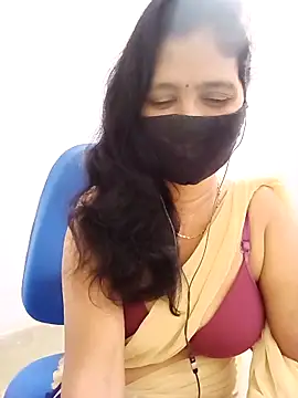 Lucky-Deepthi online show from 11-21-25, 11:59