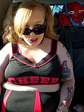 Snapshot of CherrryCakes87 chatting on 09-26-25, 11:44 CherrryCakes87 online show from 09-26-25, 11:44