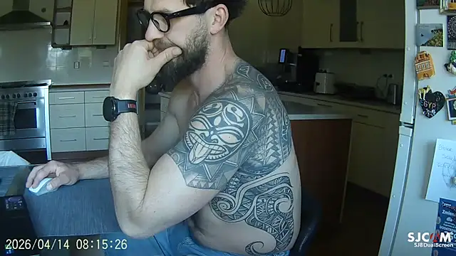Snapshot of realdilf chatting on 04-14-26, 07:13 realdilf online show from 04-14-26, 07:13