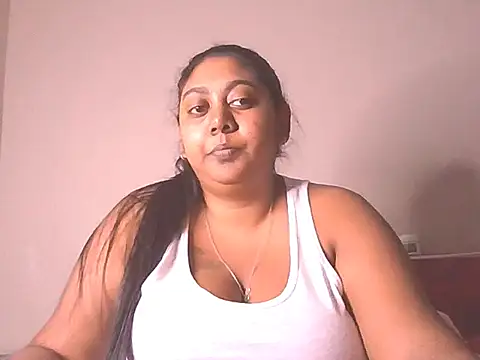 Snapshot of Indian_Ruby99 chatting on 09-26-25, 04:03 Indian Ruby99 online show from 09-26-25, 04:03