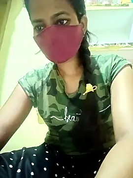 Snapshot of Pooja_cut chatting on 09-23-25, 04:47 Pooja cut online show from 09-23-25, 04:47