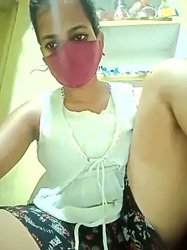 Snapshot of Pooja_cut chatting on 09-26-25, 05:31 Pooja cut online show from 09-26-25, 05:31