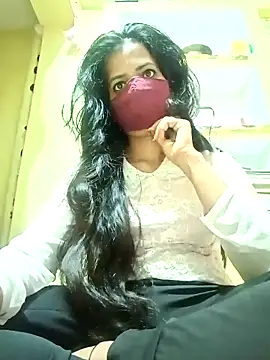 Snapshot of Pooja_cut chatting on 03-21-25, 05:23 Pooja cut online show from 03-21-25, 05:23
