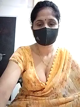 priyancyfun online show from 10-28-25, 01:50