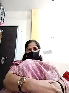 priyancyfun online show from 11-27-25, 04:13