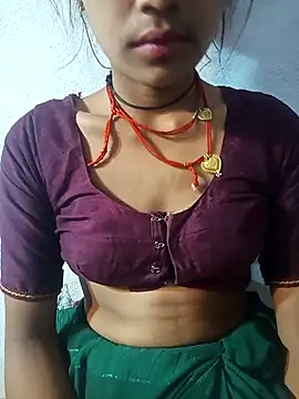 Snapshot of Amaya_Bajwa chatting on 03-19-25, 10:20 Amaya Bajwa online show from 03-19-25, 10:20