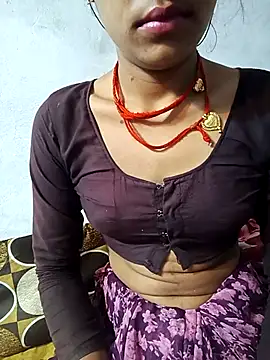 Snapshot of Amaya_Bajwa chatting on 03-02-25, 09:52 Amaya Bajwa online show from 03-02-25, 09:52