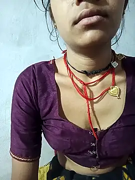 Snapshot of Amaya_Bajwa chatting on 03-11-25, 09:59 Amaya Bajwa online show from 03-11-25, 09:59