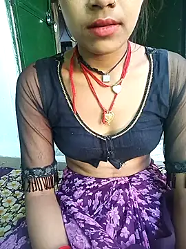 Snapshot of Amaya_Bajwa chatting on 03-18-25, 09:56 Amaya Bajwa online show from 03-18-25, 09:56