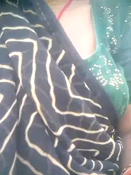Snapshot of Amaya_Bajwa chatting on 12-05-25, 10:14 Amaya Bajwa online show from 12-05-25, 10:14