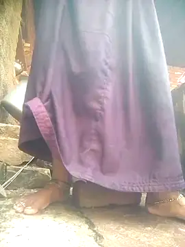 Snapshot of Amaya_Bajwa chatting on 09-24-25, 07:04 Amaya Bajwa online show from 09-24-25, 07:04