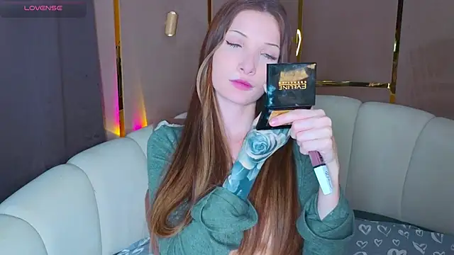 emilytrays online show from 07-20-26, 01:24
