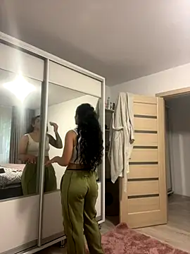 NNNoire online show from 10-10-25, 10:27