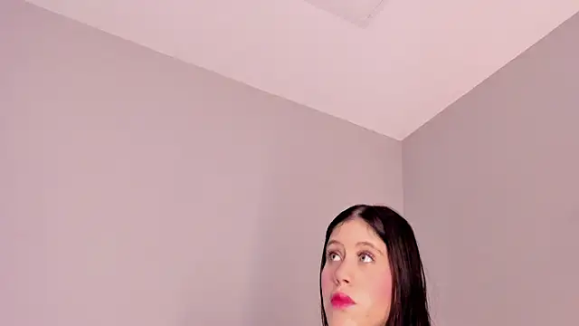 Snapshot of sara__jones_gh chatting on 12-03-25, 05:01 sara jones gh online show from 12-03-25, 05:01