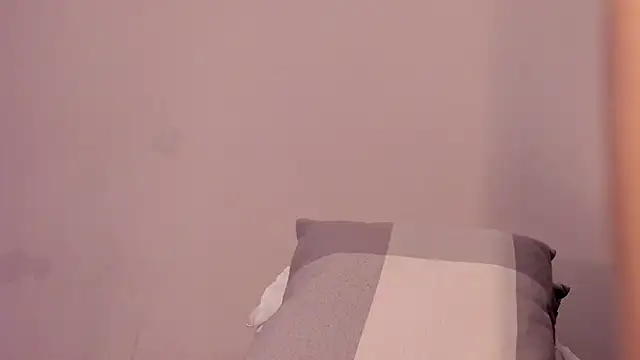 Snapshot of sara__jones_gh chatting on 01-11-26, 07:32 sara jones gh online show from 01-11-26, 07:32