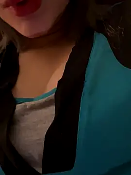 Maya mimi online show from 12-22-25, 01:11