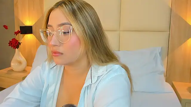 Snapshot of antonella_cutie_ chatting on 02-09-26, 12:25 antonella cutie online show from 02-09-26, 12:25