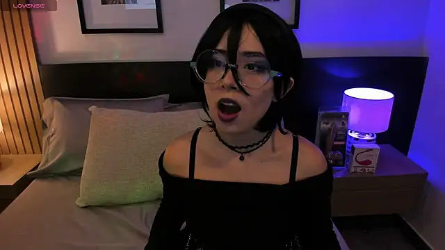 Snapshot of vi_anaya chatting on 02-26-26, 11:54 vi anaya online show from 02-26-26, 11:54