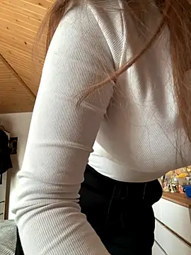 mewKate online show from 11-02-25, 11:59