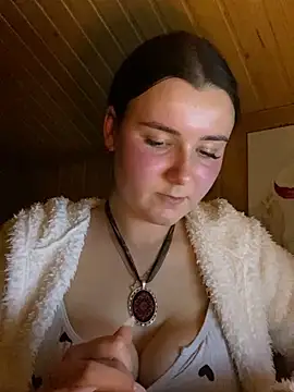 mewKate online show from 04-13-26, 06:56