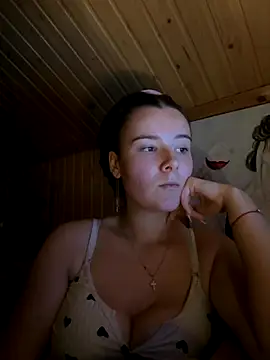 mewKate online show from 10-18-25, 03:47