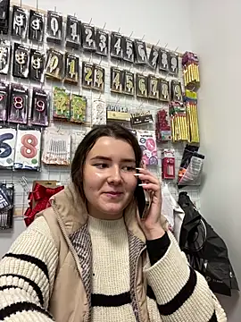 mewKate online show from 04-01-26, 12:50