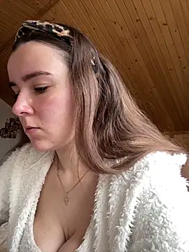 mewKate online show from 04-08-26, 03:57