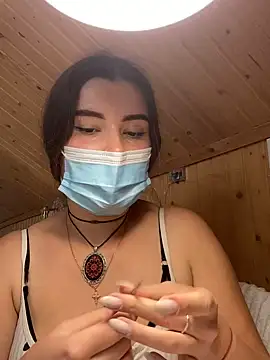 mewKate online show from 06-17-26, 01:43
