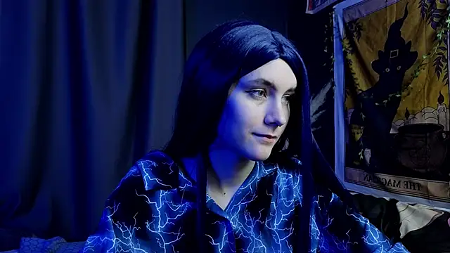 Snapshot of Hyeon_Jin chatting on 02-09-25, 12:06 Hyeon Jin online show from 02-09-25, 12:06