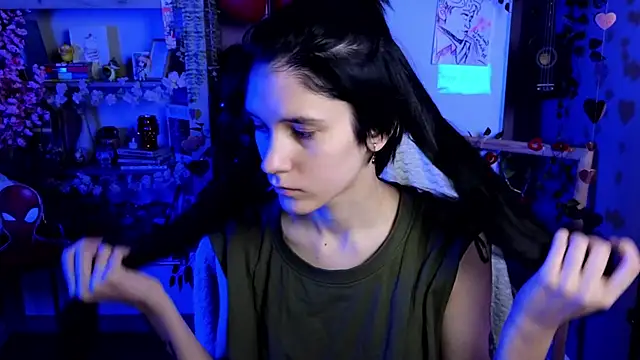 Snapshot of Hyeon_Jin chatting on 02-16-25, 09:27 Hyeon Jin online show from 02-16-25, 09:27