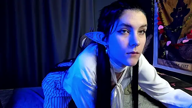 Snapshot of Hyeon_Jin chatting on 02-14-25, 03:22 Hyeon Jin online show from 02-14-25, 03:22