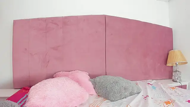 Bonnie 30  online show from 01-20-25, 10:48