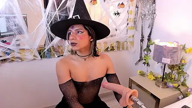 TylerBloom online show from 10-31-25, 02:02