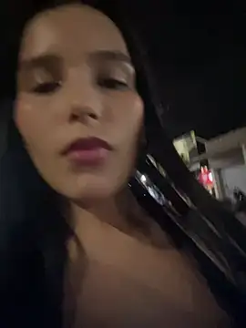 Snapshot of the_queen_of_street chatting on 02-10-26, 02:10 the queen of street online show from 02-10-26, 02:10