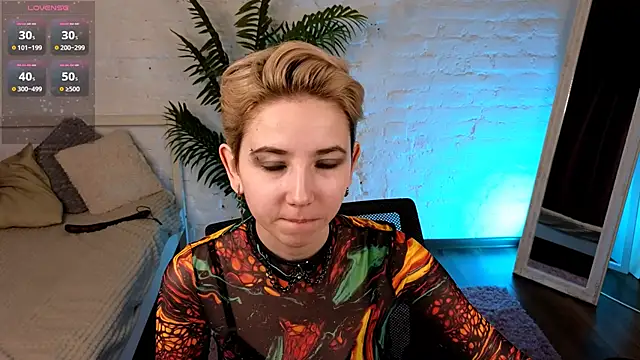 Snapshot of Aurora_First chatting on 02-04-25, 02:43 Aurora First online show from 02-04-25, 02:43