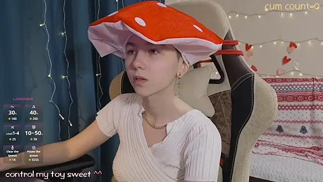 Snapshot of Aurora_First chatting on 02-08-26, 01:20 Aurora First online show from 02-08-26, 01:20