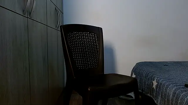 lonelydick2002 online show from 02-06-26, 09:16