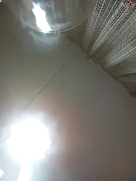 Lauren Amabel online show from 04-09-26, 05:08