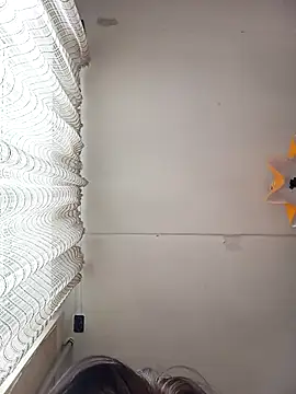 Snapshot of Lauren_Amabel chatting on 02-13-26, 01:44 Lauren Amabel online show from 02-13-26, 01:44