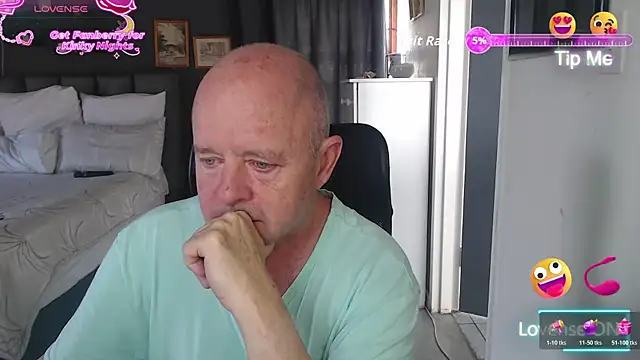 boeslaboes1 online show from 03-08-26, 05:33