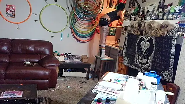 Snapshot of trashbrat chatting on 09-26-25, 04:19 trashbrat online show from 09-26-25, 04:19