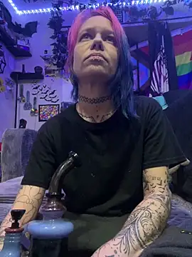 trashbrat online show from 05-07-26, 01:32