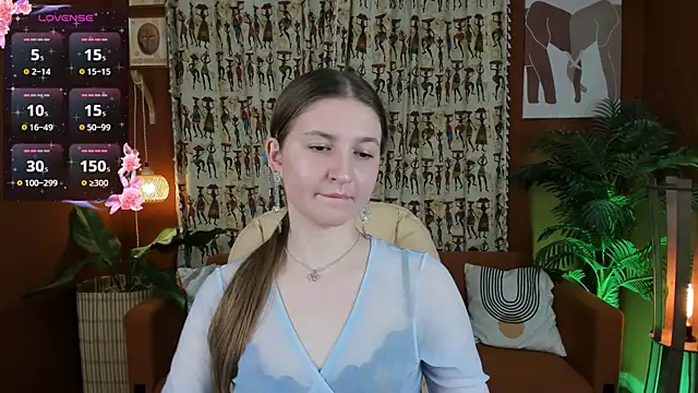 Snapshot of Katty_Bacchus chatting on 03-11-25, 09:15 Katty Bacchus online show from 03-11-25, 09:15