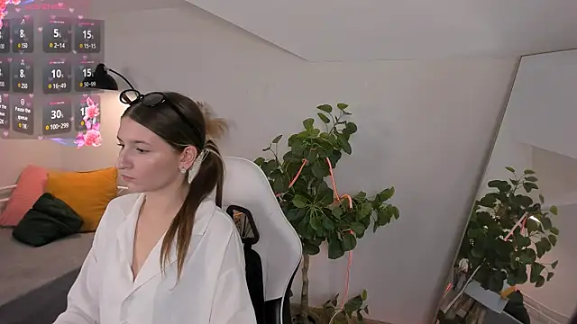 Snapshot of Katty_Bacchus chatting on 02-05-25, 12:38 Katty Bacchus online show from 02-05-25, 12:38